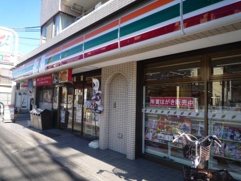 コンビニ　セブン‐イレブン 板橋常盤台３丁目店（コンビニ）まで220m