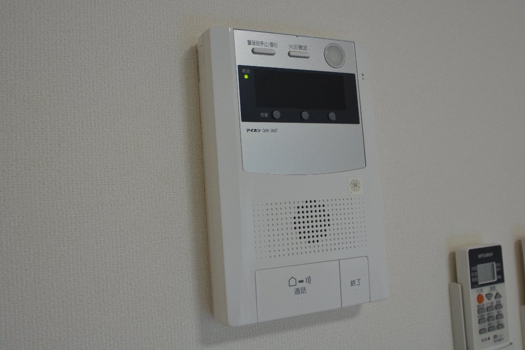 セキュリティ　カメラ付インターホン