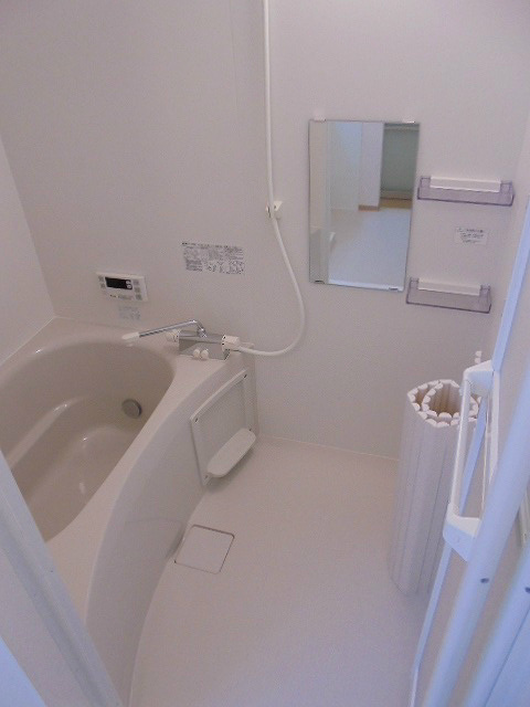 バス・シャワールーム　写真は203号室です。（参考）