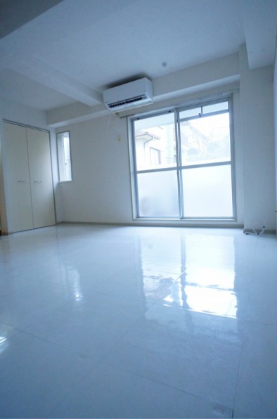 居室・リビング　広々としていいですね。