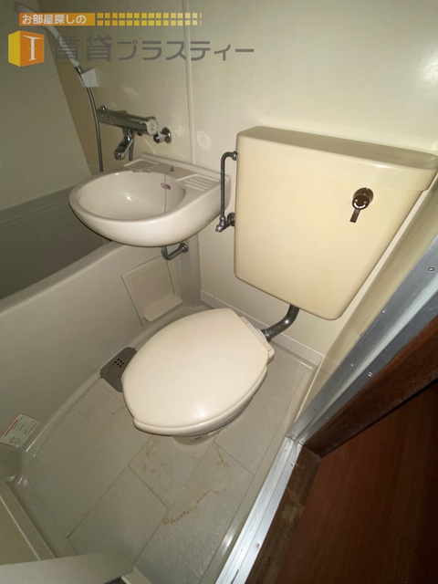 トイレ　丸い可愛いお手洗い。