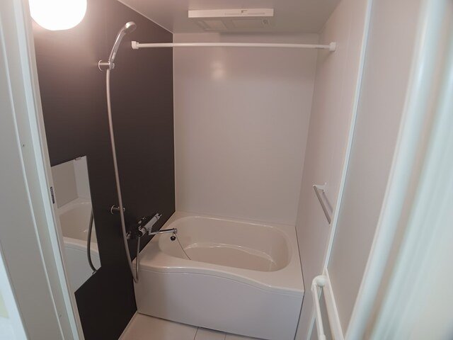 バス・シャワールーム　きれいなお風呂です