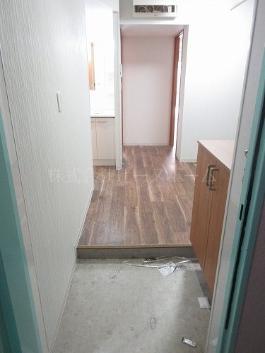 玄関　※内装前