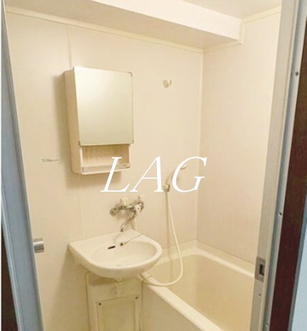 洗面設備　洗面台です。