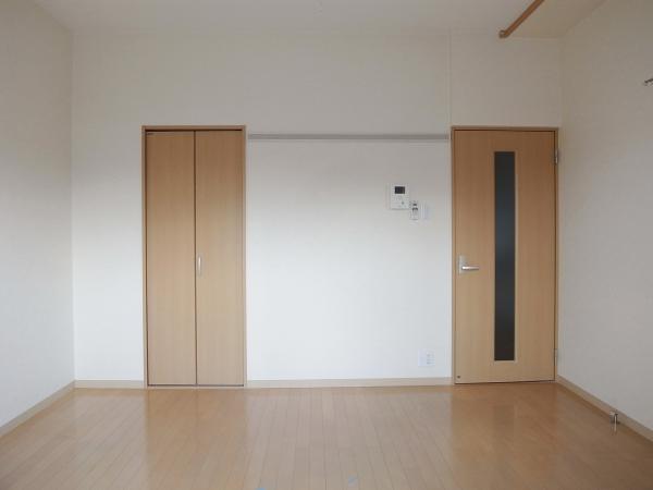 居室・リビング　内装