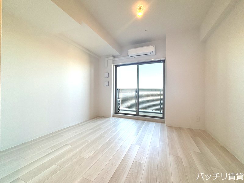 居室・リビング　別室写真の為、現状を優先いたします。