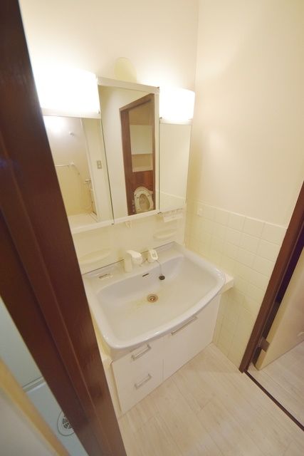 洗面設備　★うれしい独立洗面台です★