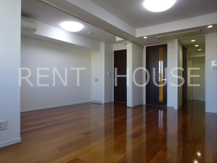 居室・リビング　別号室の参考写真となります