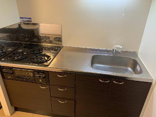 キッチン　同タイプの物件写真です。