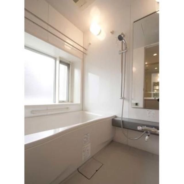 バス・シャワールーム　※写真は同タイプ住戸です。