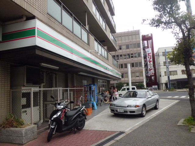 コンビニ　ローソンストア100　尼崎南塚口（コンビニ）まで150m