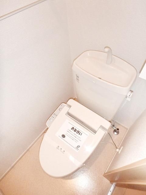 トイレ　★シャワートイレ★