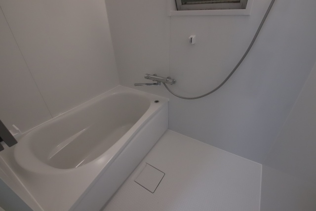 バス・シャワールーム　※別部屋の参考写真の為、原状優先です。