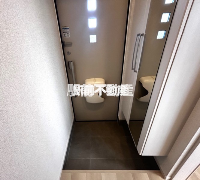 玄関　類似物件流用