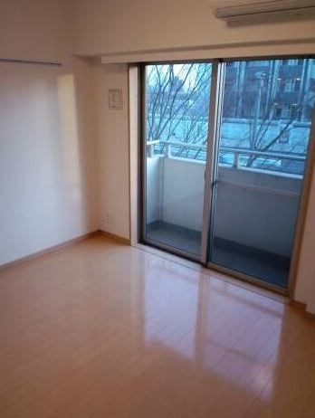 バルコニー　※同タイプのお部屋です