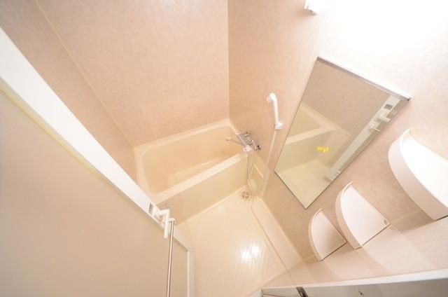 バス・シャワールーム　※同タイプのお部屋です