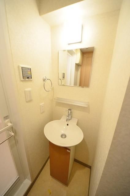 洗面設備　※同タイプのお部屋です