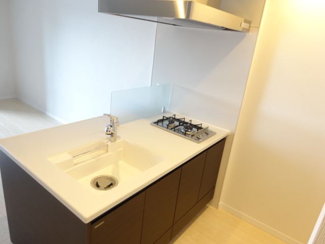 駐車場　２口ガスコンロ付きキッチン