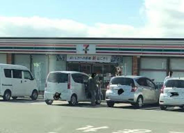 コンビニ　セブンイレブン　姫路バイパス別所PA下り店（コンビニ）まで800m