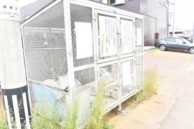 その他共有部分　敷地内にゴミステーションがあります。