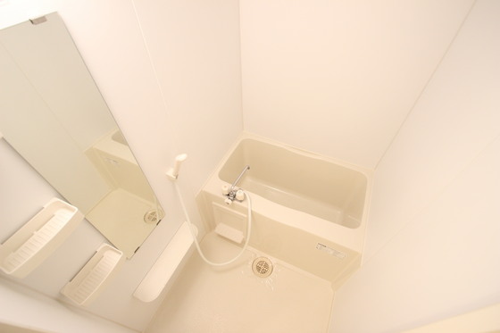 バス・シャワールーム　※別号室の写真です