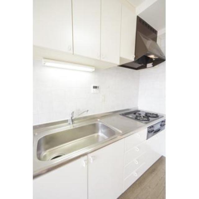 キッチン　※写真は同タイプ住戸です。