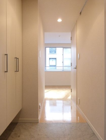 玄関　☆シューズボックス付き玄関スペース☆