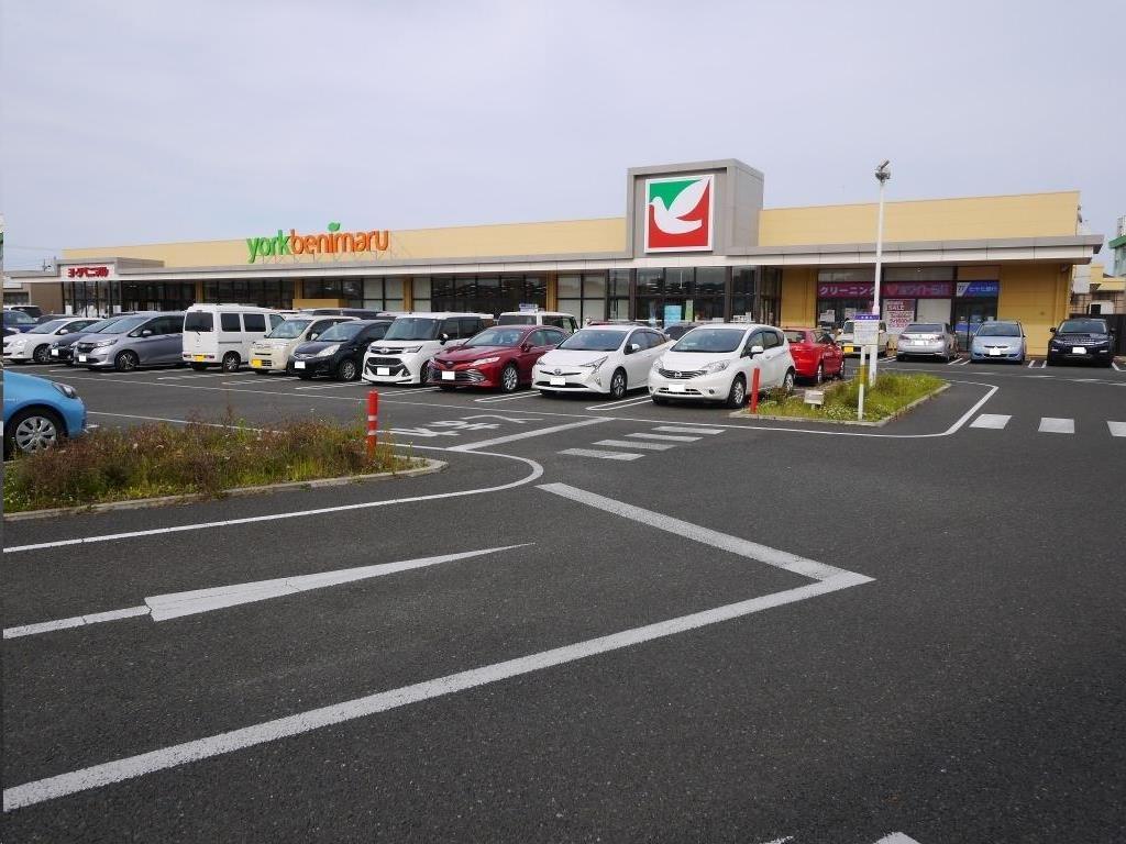 スーパー　ヨークベニマル若林店（スーパー）まで925m