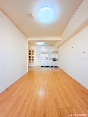 居室・リビング　同マンション別部屋　参考写真