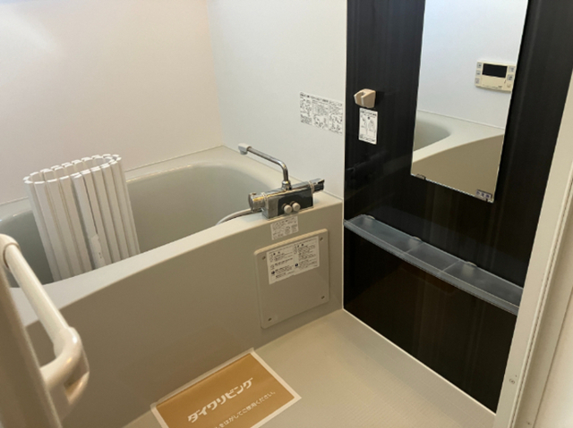 バス・シャワールーム　浴室
