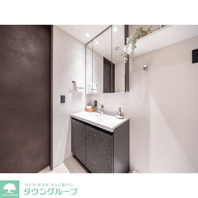 洗面設備　家具・家電の備え付けはありません