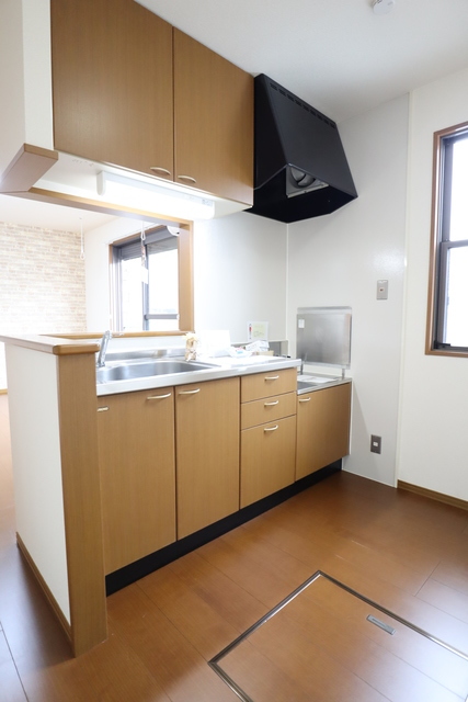 キッチン　カウンターキッチンで料理も楽しく