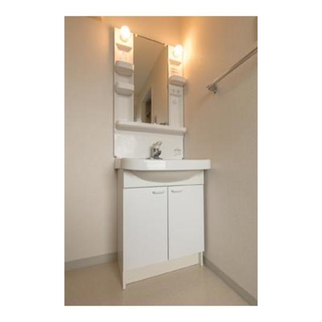 洗面設備　※写真は同タイプ住戸です。