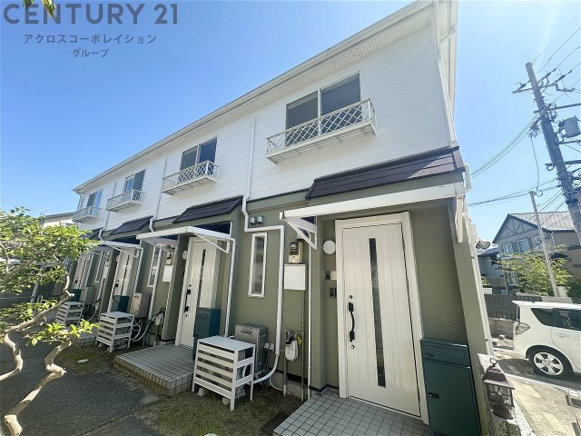 建物外観　宅配ボックス付き♪