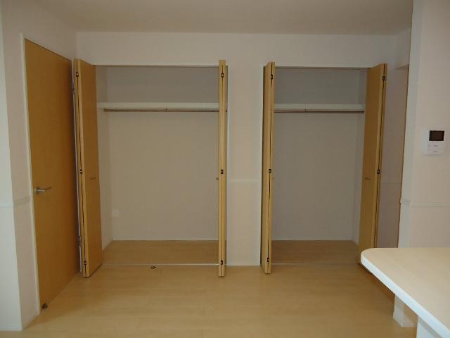 収納　クローゼット