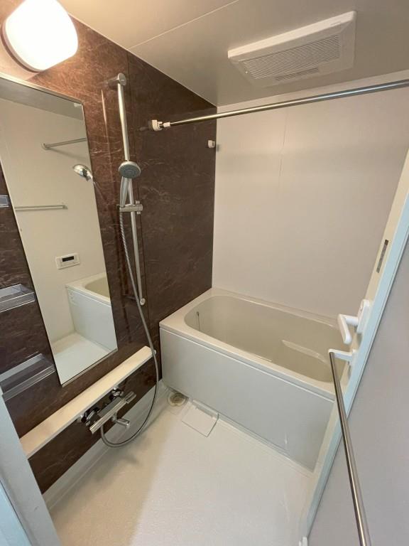 バス・シャワールーム　3口システムガスキッチン