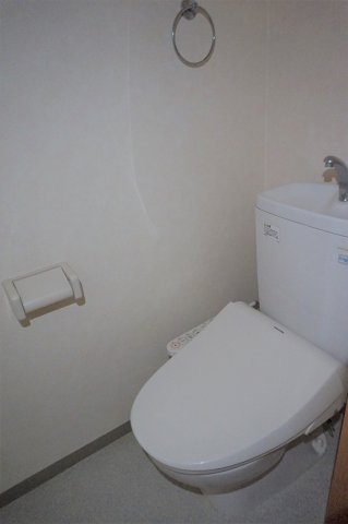 トイレ　トイレはウォシュレット付き！