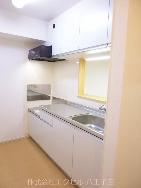 キッチン　お好きなガスコンロを設置可能です。