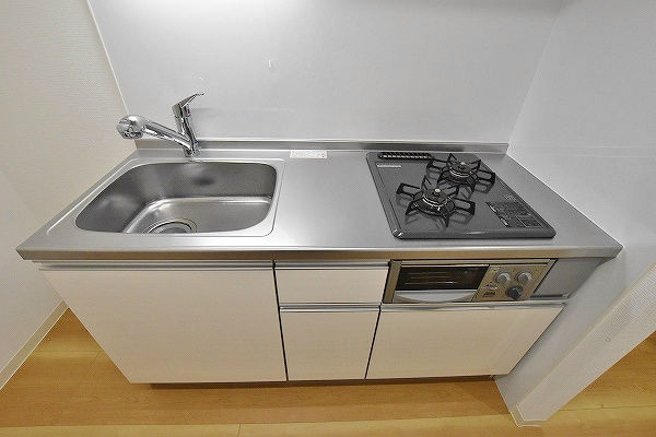 キッチン　2口ガスシステムキッチン(グリル付)