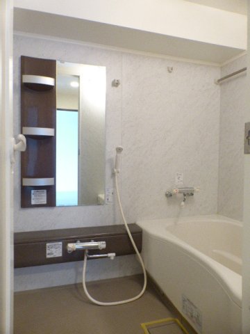 バス・シャワールーム　バス