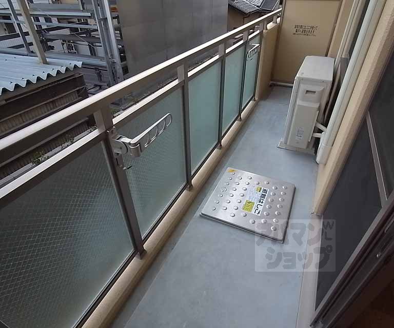 バルコニー　ベランダ