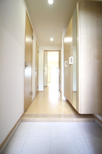 玄関　同型タイプ※現状優先