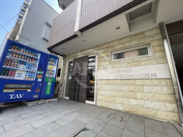 エントランス　レジデンス靭公園　エントランス