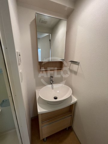 洗面設備　レジデンス靭公園　独立洗面台