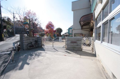 幼稚園・保育園　ひまわり認定こども園（幼稚園・保育園）まで443m