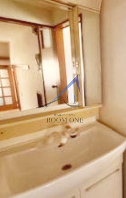 洗面設備　洗面台です。