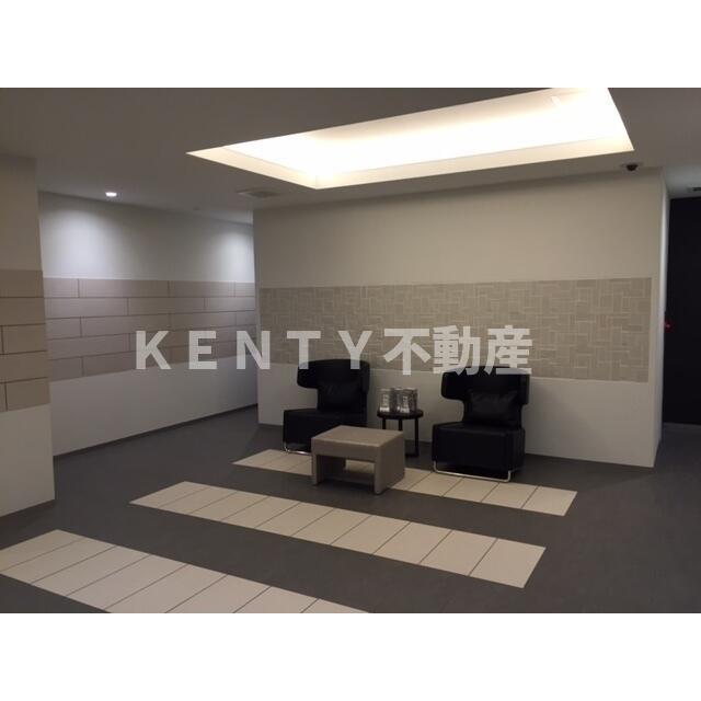 ロビー　落ち着いたロビーです