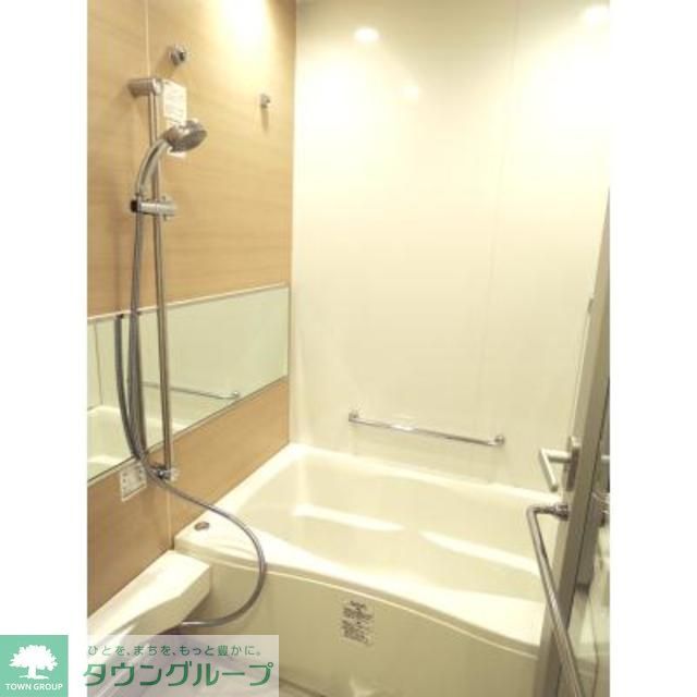 バス・シャワールーム　※写真は同タイプ住戸です。