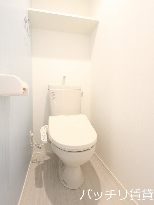 トイレ　同型タイプの為、現状を優先致します。