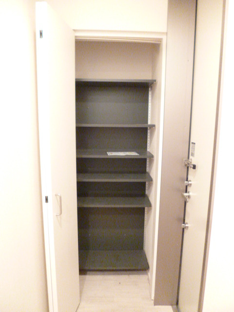 玄関　★たくさん入るシューズＢＯＸ★